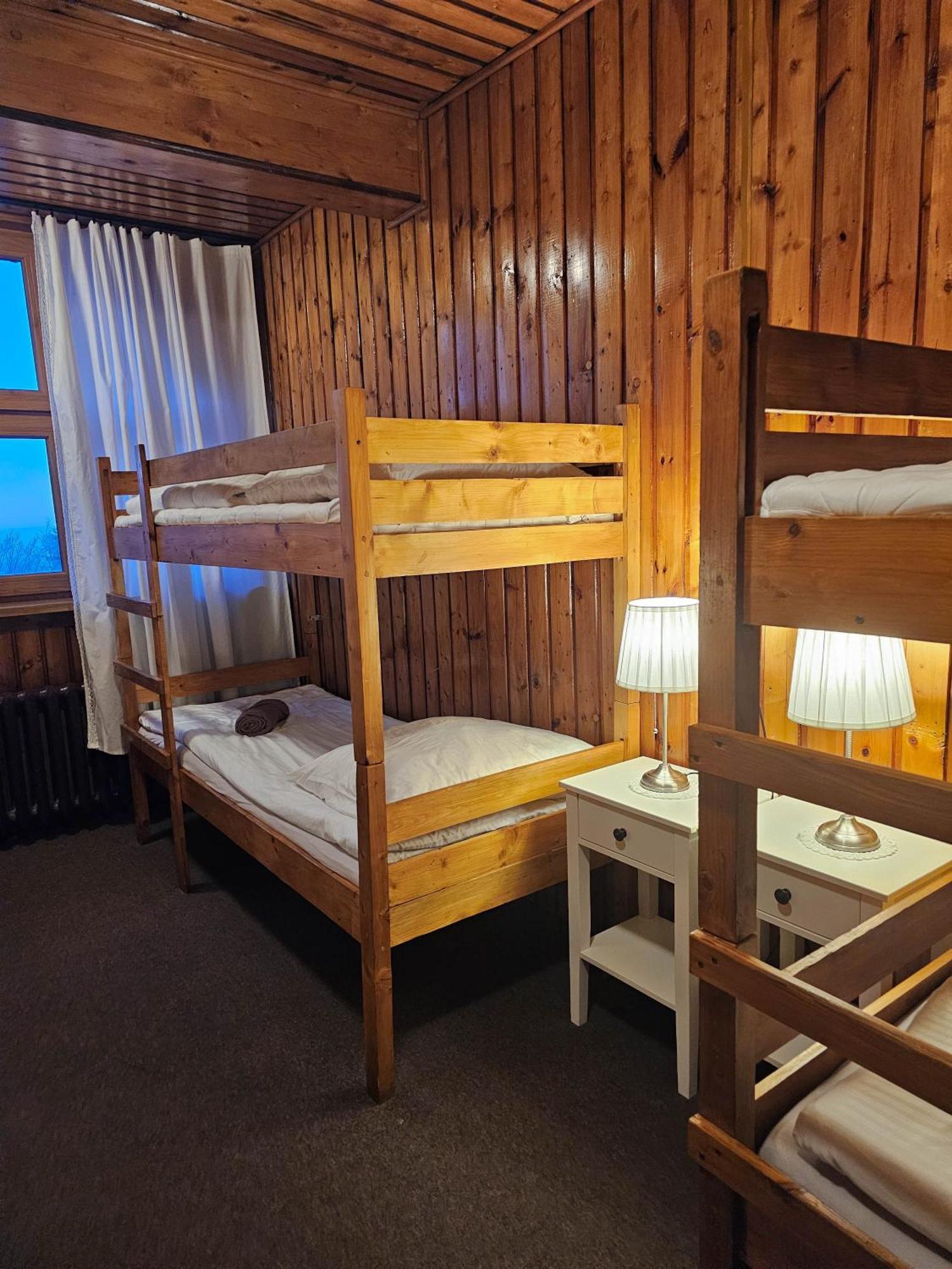 Schronisko Gosciniec Rownica Hotel Ustron Exterior photo