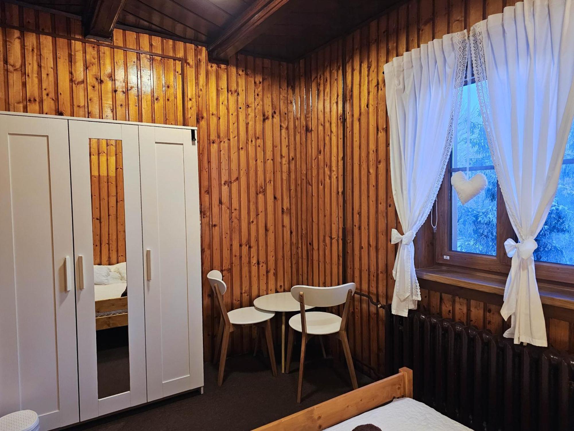 Schronisko Gosciniec Rownica Hotel Ustron Exterior photo