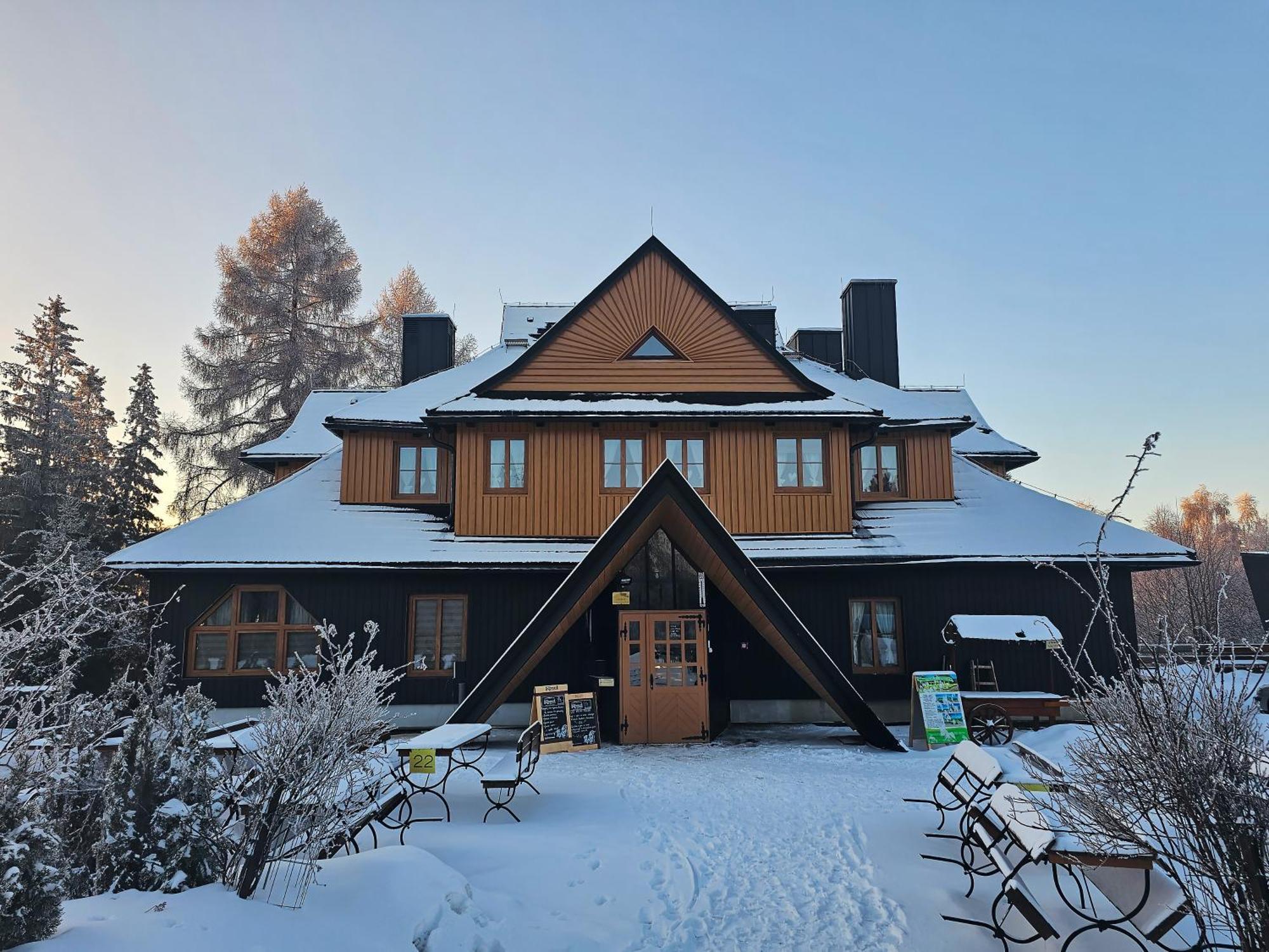 Schronisko Gosciniec Rownica Hotel Ustron Exterior photo